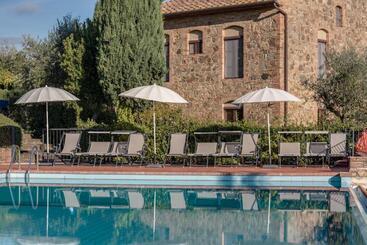 هتل Agriturismo Rigone In Chianti