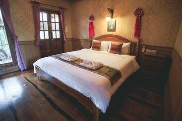 هتل Baan Baitan Resort