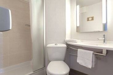 B&b Hotel Chambery La Cassine
