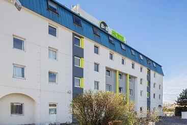 B&b Hotel Lyon Grand Stade Meyzieu