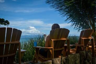هتل Blue Osa Beach Resort & Spa