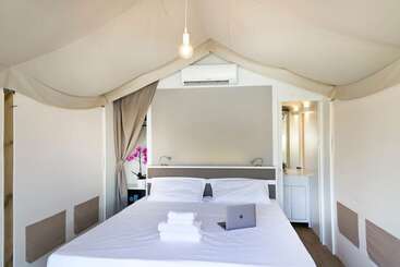 هتل Hu Firenze Certosa Camping In Town