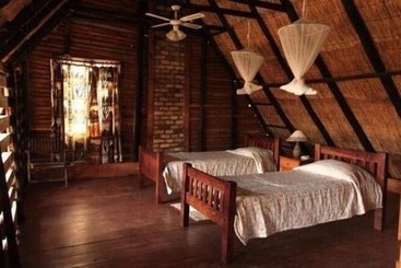 هتل Ganda Lodge