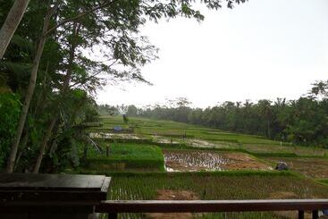 בית מלון כפרי Intan Villa & Suite Ubud