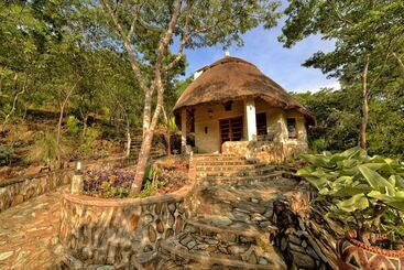 هتل Musangano Lodge