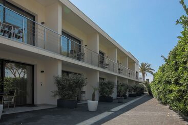 هتل Villa Azur