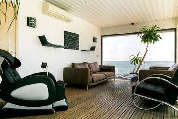 هتل Villa Azur