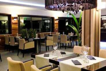 هتل Villa Azur