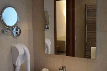 هتل Villa Azur