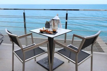 هتل Villa Azur