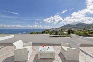 هتل Villa D'orta