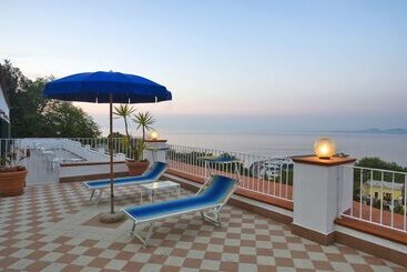 هتل Villa D'orta
