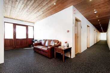 پانسیون Kef Guesthouse By Keflavik Airport