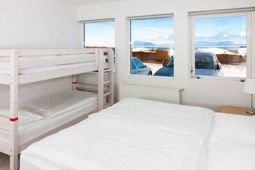 پانسیون Kef Guesthouse By Keflavik Airport