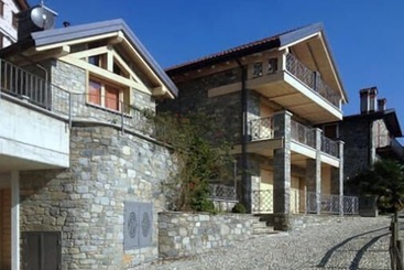 Residence Giglio Comer See
