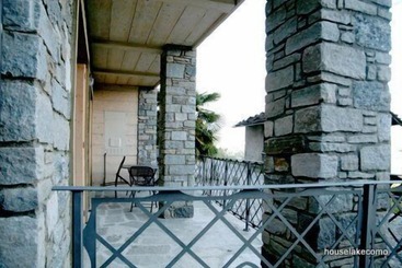 Residence Giglio Comer See
