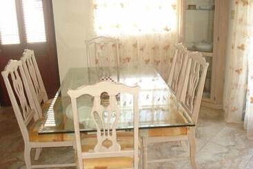 Sungold House Barbados
