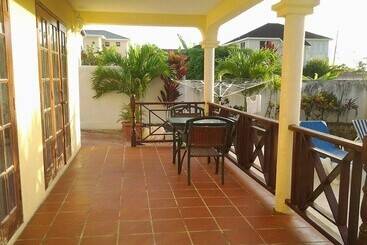 Sungold House Barbados
