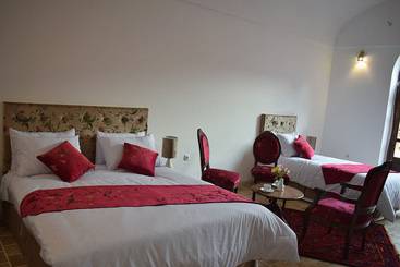 Hooman Boutique Hotel