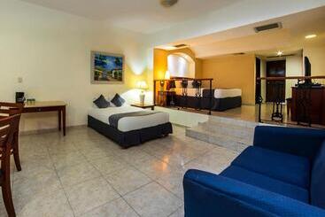 هتل Casabella Art/boutique