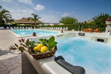 Case Vacanze Paradise Beach Vicino Cefalù Piscina Aperta