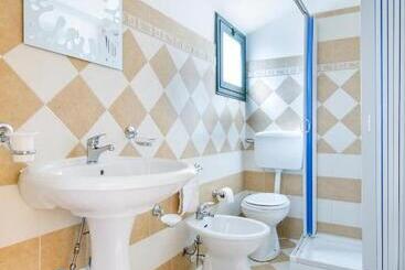 آپارتمان Case Vacanze Paradise Beach Vicino Cefalù Piscina Aperta