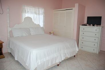 Celebrity Villa Jamaica