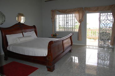 Celebrity Villa Jamaica