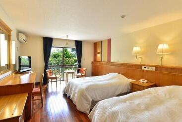 Fusaki Beach Resort Hotel & Villas