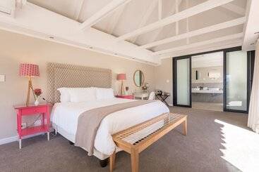 هتل Banhoek Lodge