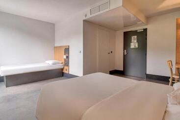 B&b Hotel Bayonne Tarnos