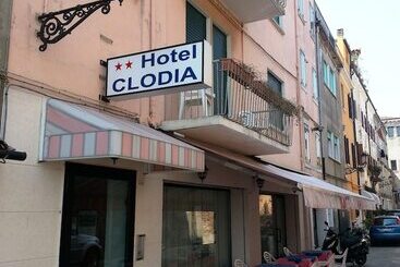 هتل Clodia