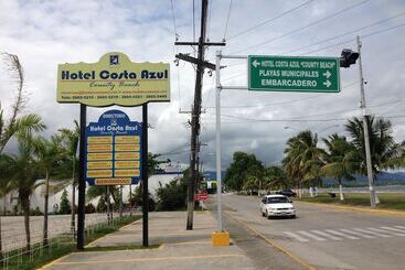هتل Costa Azul County Beach