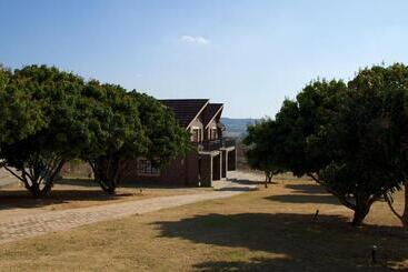 هتل Destiny Lodge White River