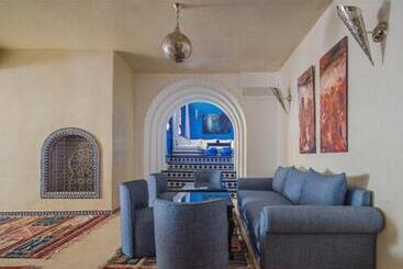 酒店 Lina Ryad & Spa