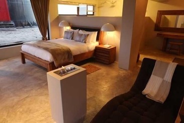 هتل Pelican Point Lodge