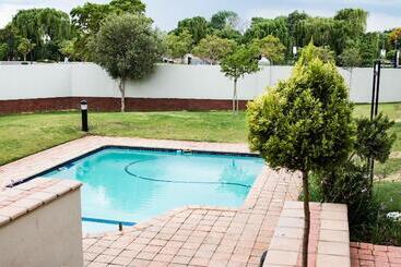 هتل Road Lodge Potchefstroom