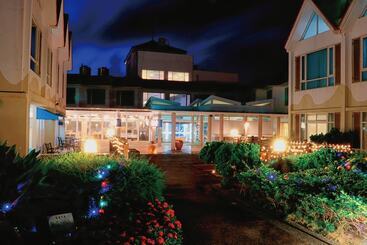 هتل Uni Resortkenting