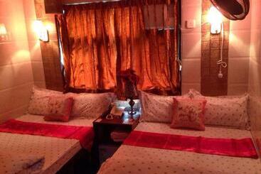 Marrigold Hostel