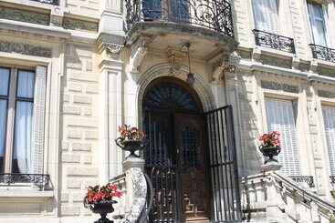 پانسیون Villa Primerose
