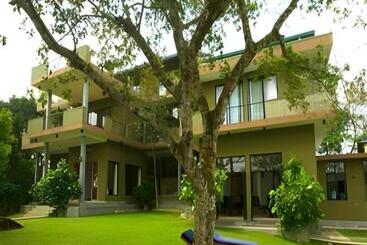 Mangrove Escapes Resort