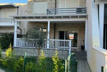 Casa Al Mare, Gjiri I Lalzit - Maminas