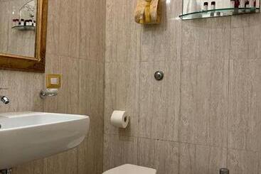 B&b Art Suite Santa Brigida