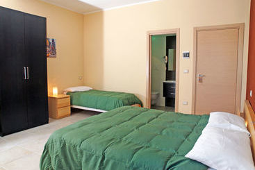 Angolo Di Mondo B&b  La Porta Del Salento