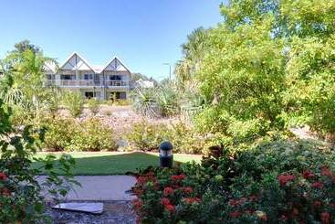 Freshwater East Kimberley Apartments