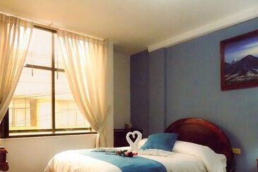 مسافرخانه Master's Suite