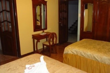 مسافرخانه Master's Suite