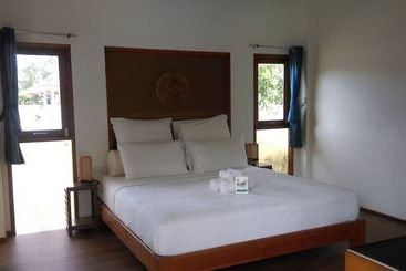 هتل Armonia Village Resort And Spa