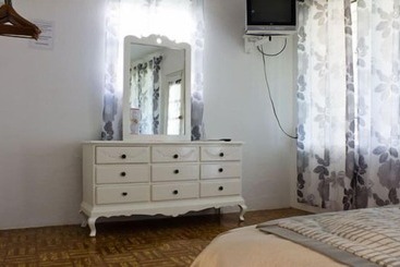 هتل Beyond Sunset Resort & Villas