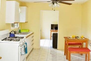 Beyond Sunset Resort & Villas - Treasure Beach